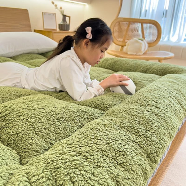 Japanese Tatami Mattress - 4-Inch Thick Foldable Floor Bed, Super Soft All-Season Sleeping Pad with Hook-and-Loop Closure, Twin\u002FFull\u002FQueen\u002FKing\u002FCalifornia King Size, Machine Washable for Camping, Guest Room & Sofa Bed Converter